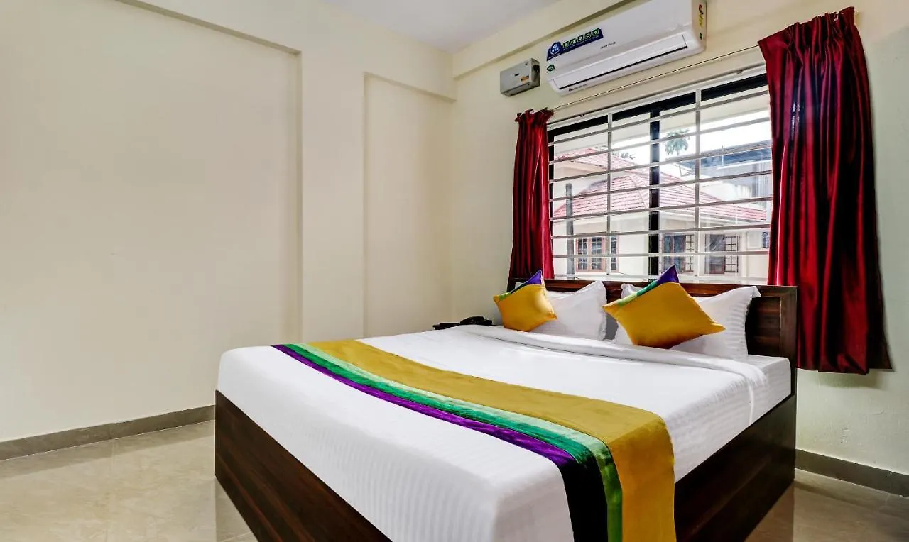 Itsy Hotels Rain Tulsi Stayz, Palarivattom Junction Kochi