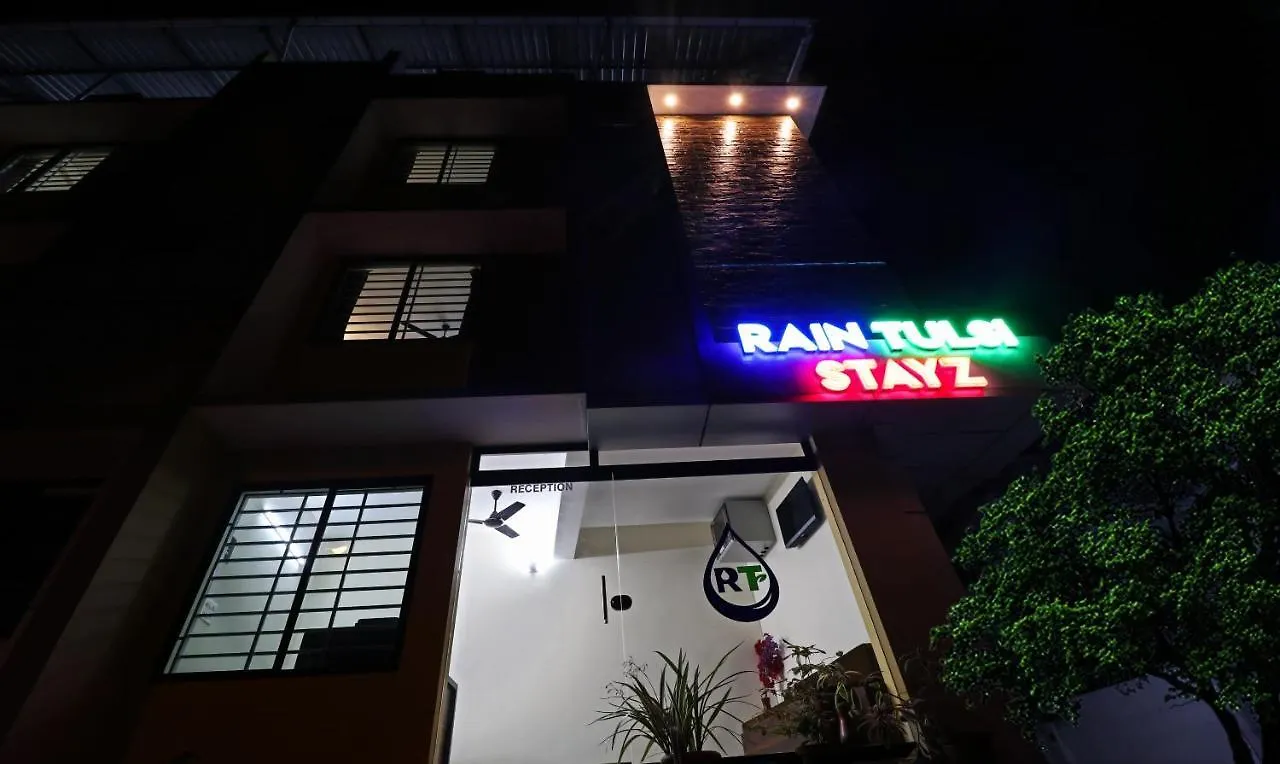Itsy Hotels Rain Tulsi Stayz, Palarivattom Junction Kochi